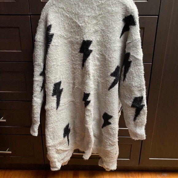 Storia size small long cardigan - Picture 3 of 3